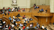 Retraités et étudiants, ils racontent