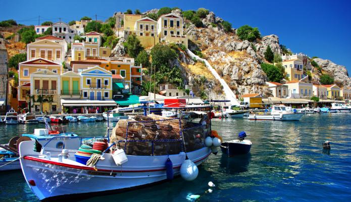 Bateaux près d'un hotel à rhodes (capitale)