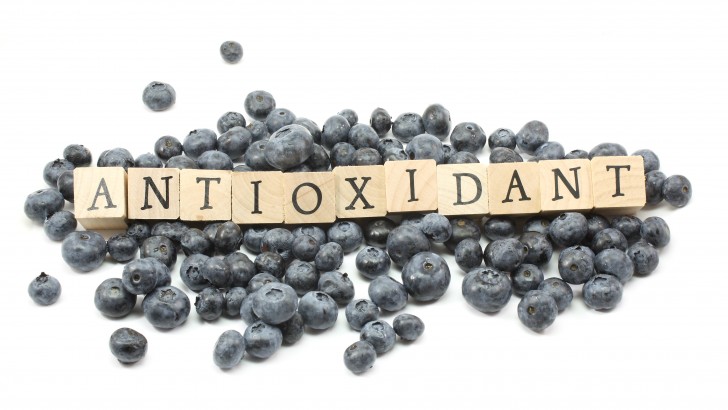 Les antioxydants : pourquoi luttent-ils contre le vieillissement ?