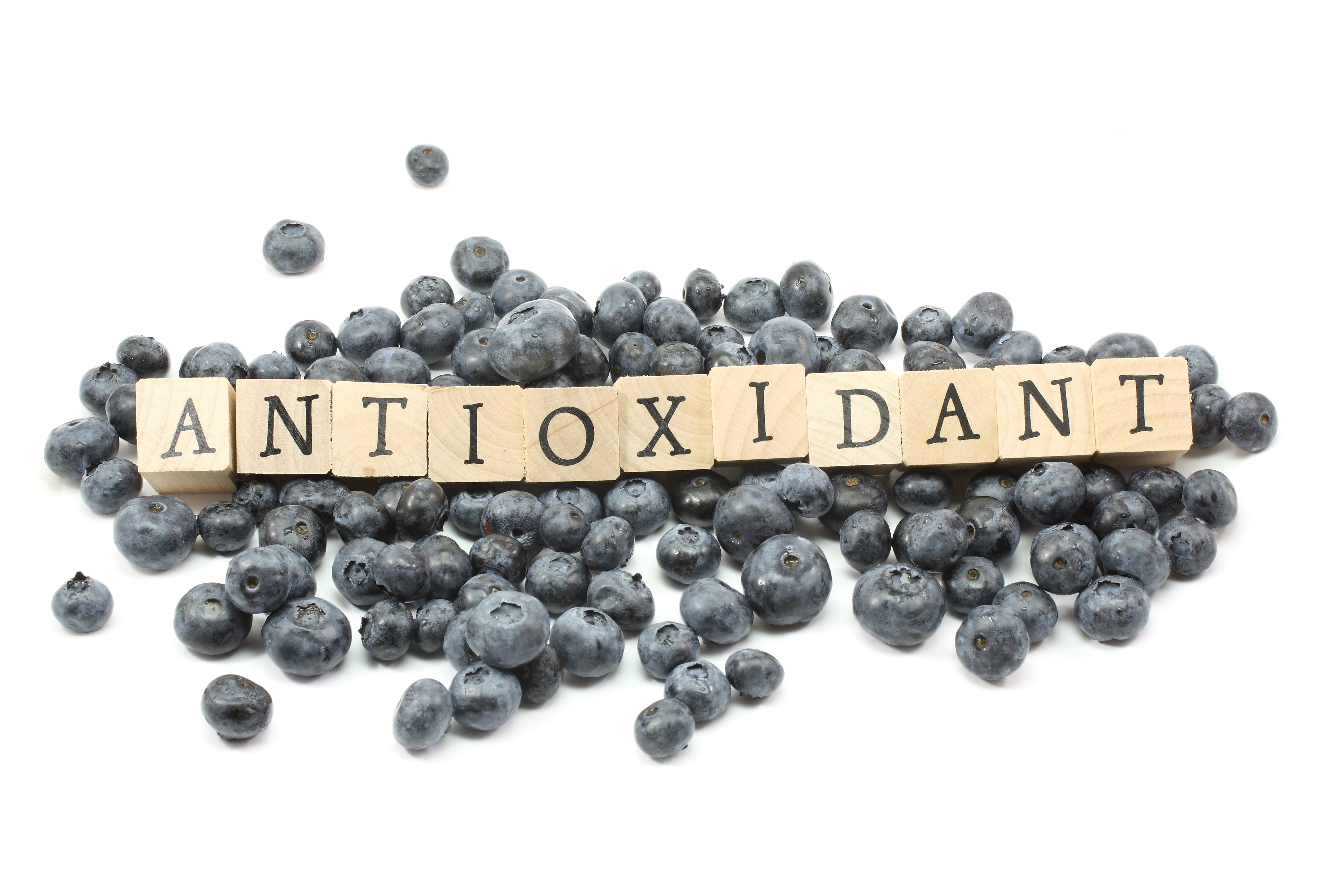 Les antioxydants : pourquoi luttent-ils contre le vieillissement ?