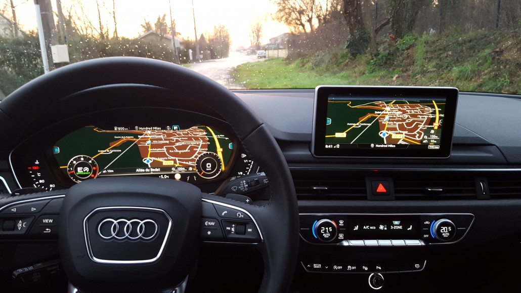 Le tableau de bord de la nouvelle Audi A4 et son "virtual cockpit". © AM