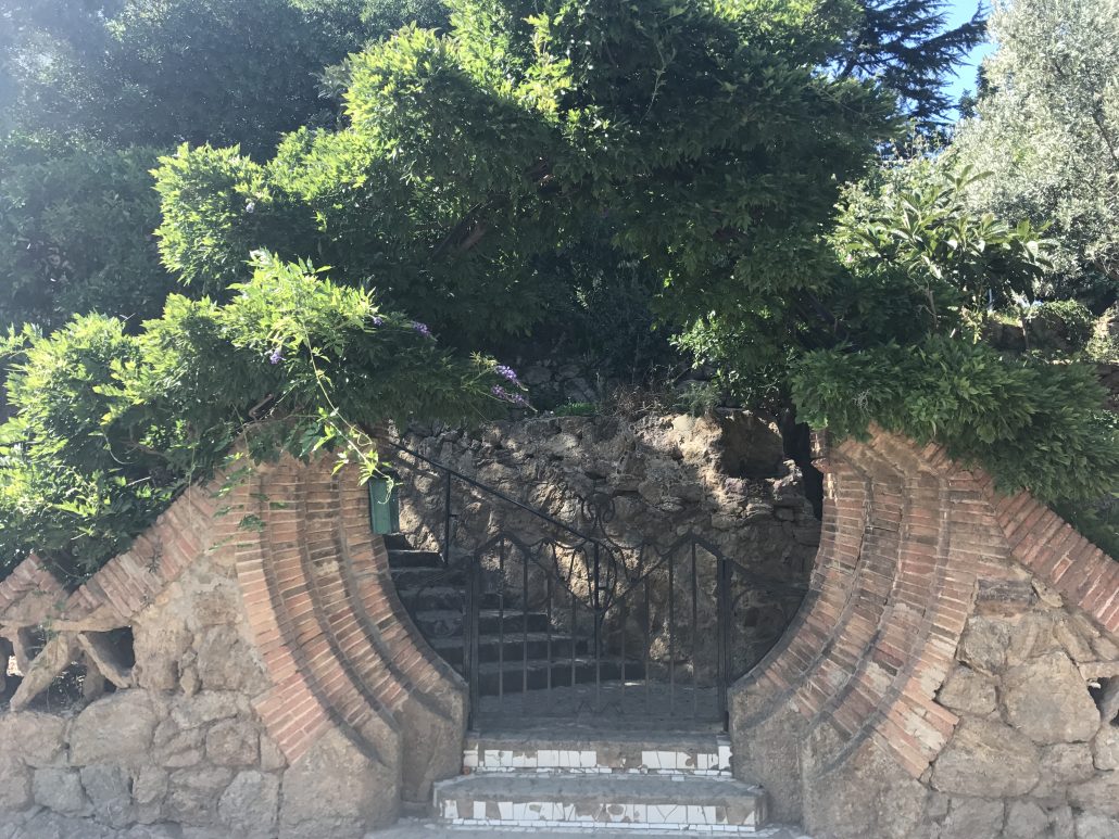 Touriste à Barcelone, ne manquez pas le parc Guell et ses magnifiques portes